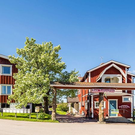 Rättvik Lustigsgarden Boutique Hotel מראה חיצוני תמונה